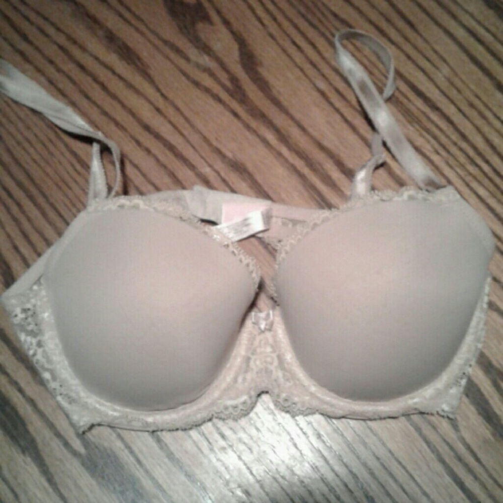 Lacy VS bra